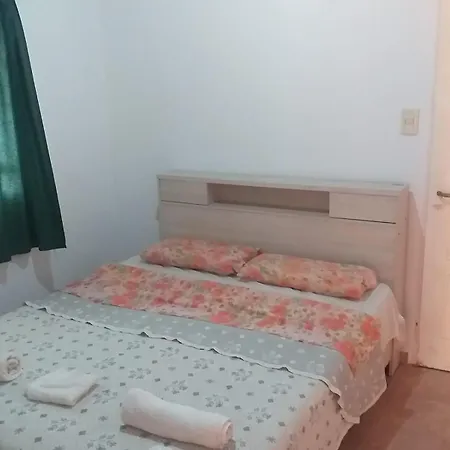 Aitue Departamentos Apartment Colon  Exterior photo